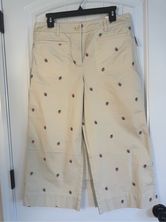 Talbots Pants - Talbots Beige Cropped Embroidered Floral NWT